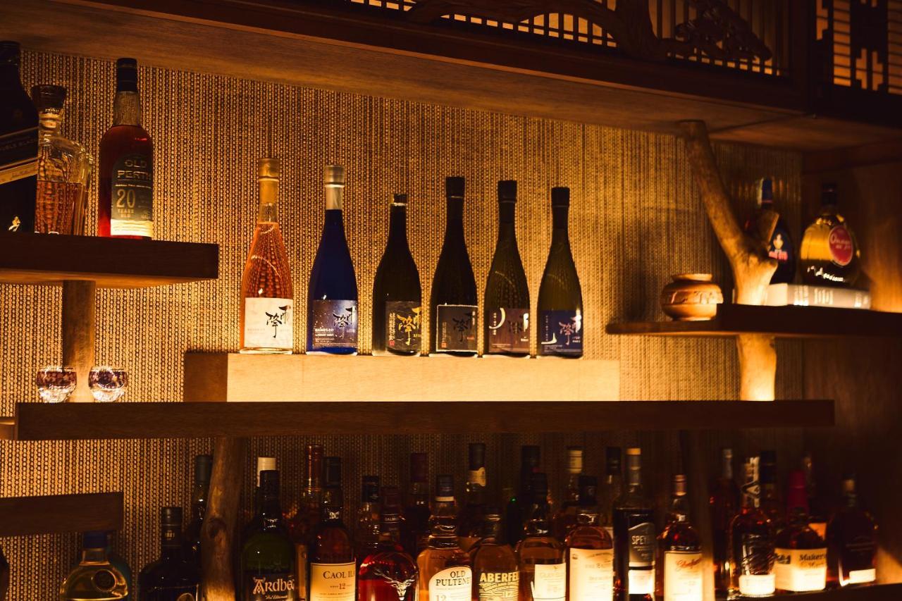 Kagurazaka Retro Bar & Hotel Токио Экстерьер фото