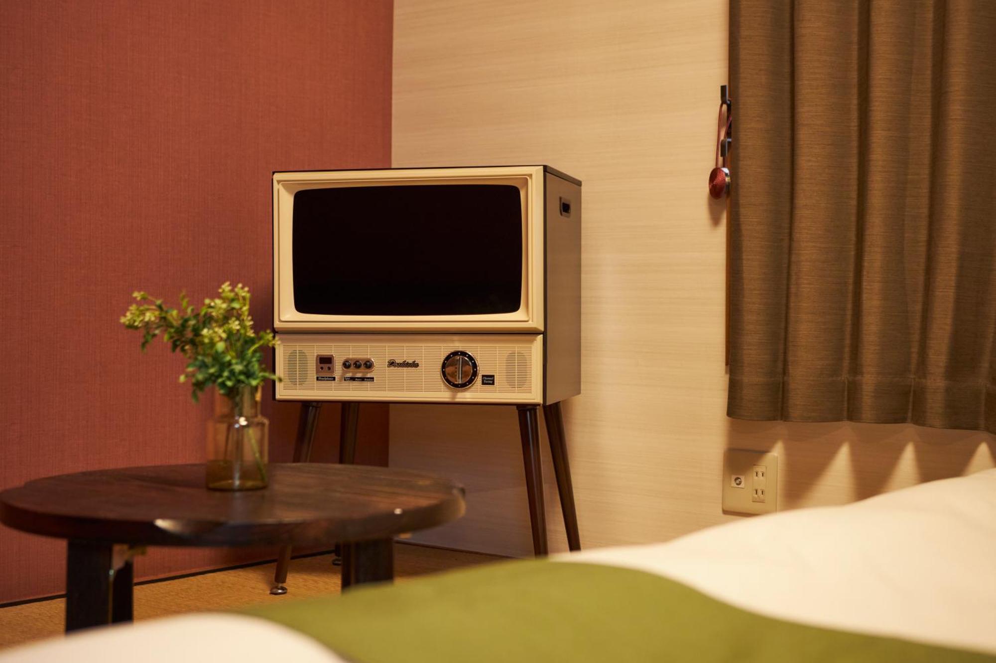 Kagurazaka Retro Bar & Hotel Токио Экстерьер фото
